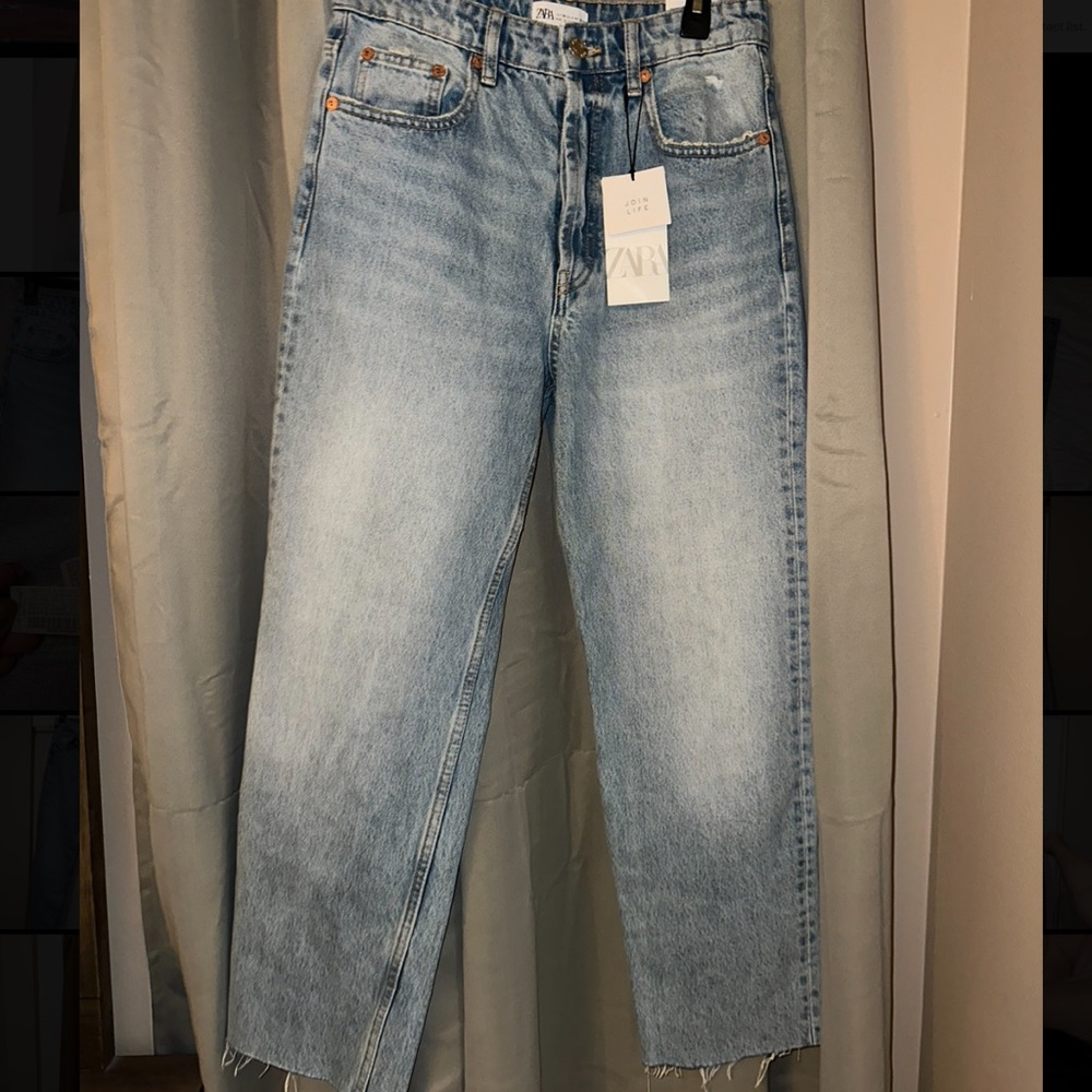 NWT Straight fit Ankle Jeans